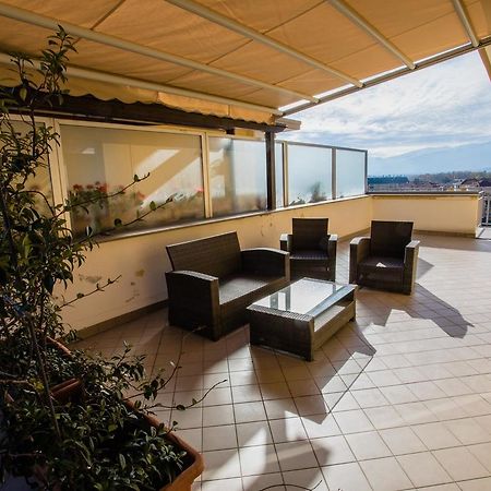 דירות Terrazza Di פינרולו מראה חיצוני תמונה